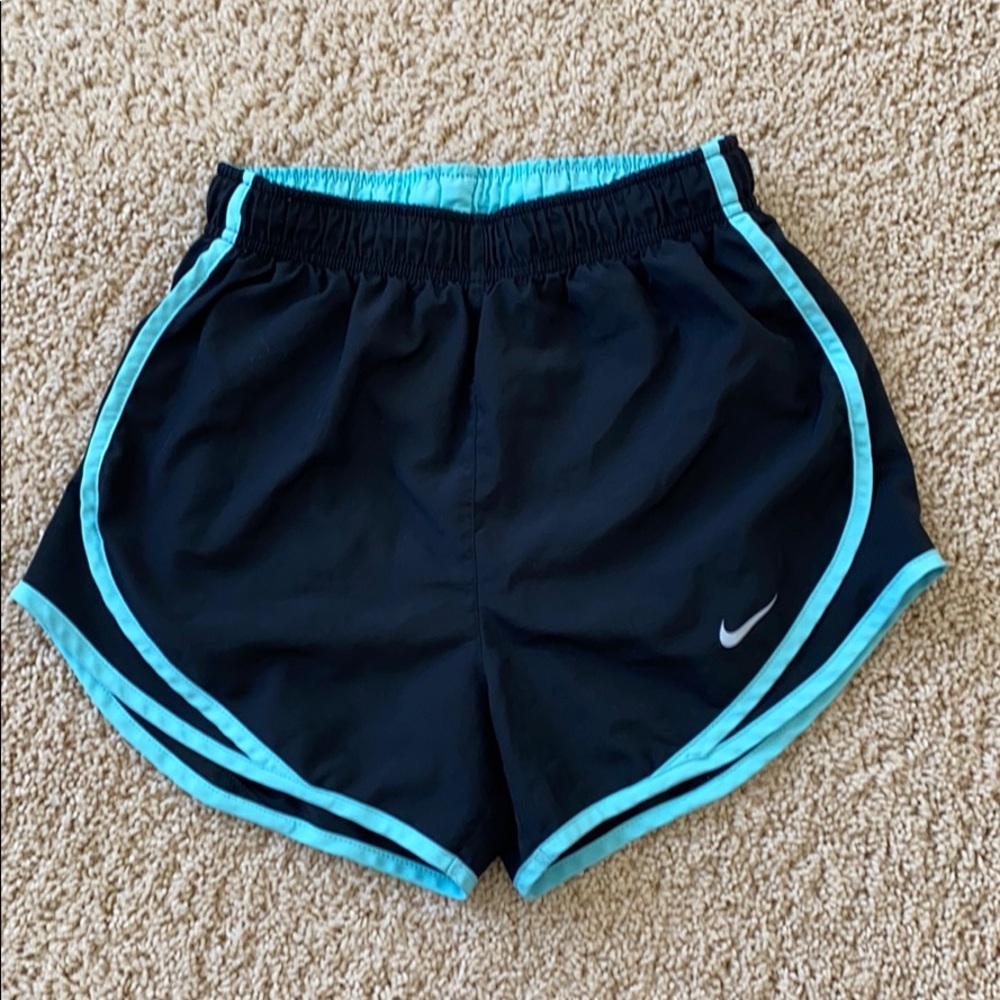 XS Nike Tempo Shorts